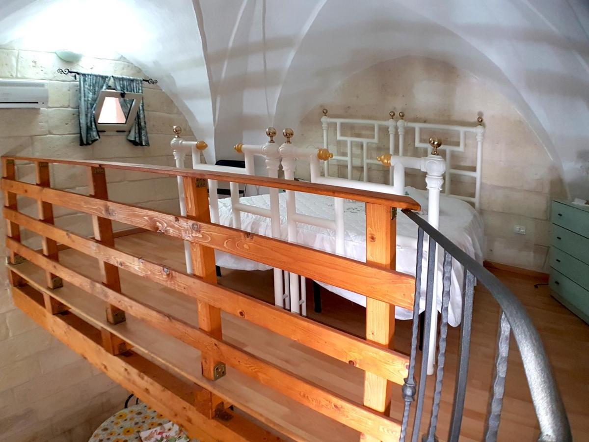 Oikia Vacanze Uggiano La Chiesa Casa Dante Екстериор снимка